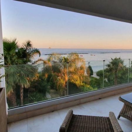 Pegasus Beach Front Apartment Limassol Exterior photo